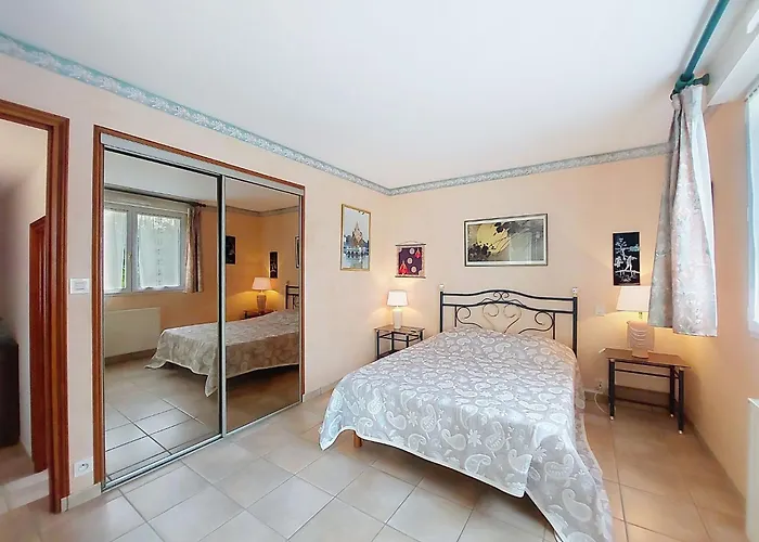 Сasa de vacaciones La Perche By Interhome *