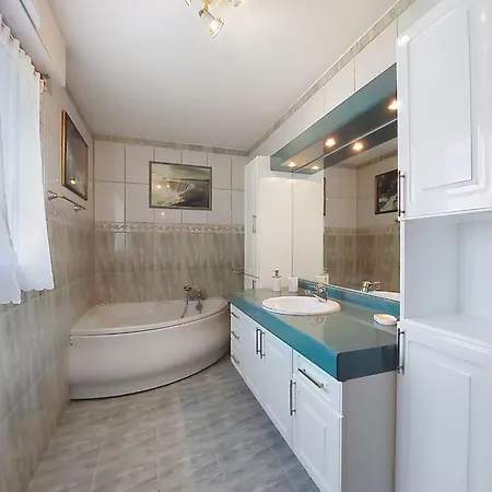 La Perche By Interhome * Royan